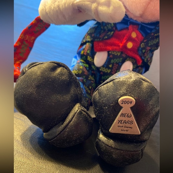 Walt Disney World Mickey Mouse Plush 2004 New Years Eve Mickey Bean Bag - Picture 6 of 12